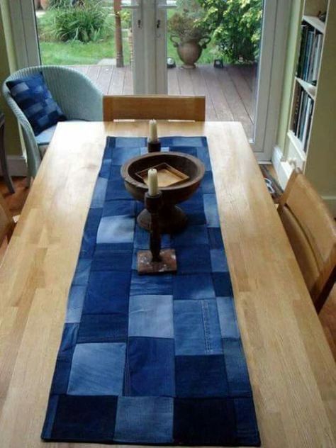 74 AWESOME ideas to recycle jeans | My desired home Denim Table Runner, Återvinna Jeans, Wine Cork Diy Crafts, Blue Jeans Crafts, Denim And Diamonds, Denim Decor, Denim Projects, Denim Quilt, Denim Ideas