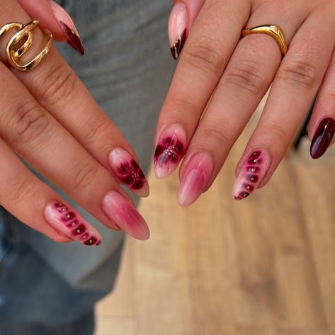 it girl nails 🐆 deep cherry mix and match nails for aleena. always grab an outfit shot on her way out because i trust she’s planned the nails to coordinate lol I keep saying this, but definitely my favourite set I’ve ever done (so far? lmao) builder gel nails + one extension ☝🏻 this combo of aura, flowers, blooming gel, french + glitter was absolutely lovely to create and although I went a bit non verbal while working out the steps I’m absolutely in love with it 🤣 i’m cait, a colchester ... Bloom Nails Art, Blooming Gel Aura Nails, Fall Blooming Gel Nails, Blooming Gel Flowers, Blooming Gel Flower, Builder Gel Nails Design, Blooming Gel Designs, It Girl Nails, Mix And Match Nails