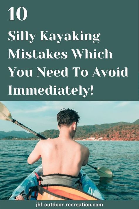 Kayaking seems like a simple activity. You grab a paddle. You hop onto the kayak. You start to paddle…… As a beginner, we might not even know about some basic kayaking tips and we might make THOUSANDS of kayaking mistakes without we even notice. Hence, this post will give you some common kayaking tips on top 10 silly kayaking mistakes and how we can fix or avoid them! #kayaking #kayakingaesthetic #kayakingmistakes #kayakingtips #kayakinghacks How To Kayak, Kayak Workout, Kayak Aesthetic, What To Wear Kayaking, Kayaking Essentials, Kayak Tips, Kayaking Aesthetic, Kayak Modifications, Kayak Lights