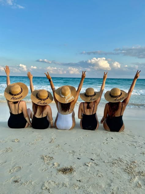 Beach Bachelorette Pictures Photo Ideas, Beach Bachelorette Photos, Beach Party Photoshoot, Bachelorette Party Beach Ideas, Beach Bachelorette Photoshoot, Beach Bachelorette Pictures, Beach Bachelorette Weekend, Beach Bachelorette Outfits Group, Bachelorette Beach Photos