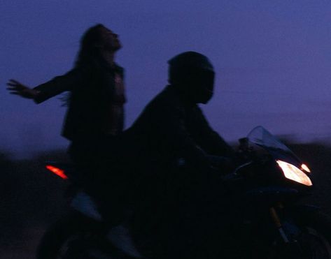 Bike Kiss Couple, Film Noir Couple, Fighter Couple Aesthetic, Old Fashion Couple Aesthetic, Young Lovers Holding Hands, Couple Partying Aesthetic, Cute Couple Widgets, Futuristic Couple Aesthetic, Secret Aesthetic Couple