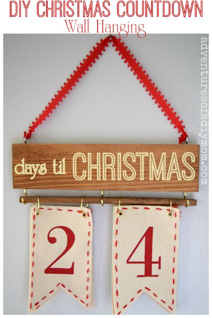 A darling countdown to Christmas sign. Use a scrap of wood for the sign and make fabric pennants for the numbers. Countdown To Christmas Diy, Diy Christmas Countdown, Whimsy Christmas, Christmas Countdown Diy, Gifts 2023, Decor 2023, Christmas Wall Hangings, Christmas Calendar, Work Diy