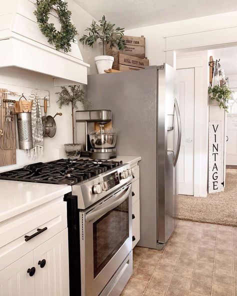 23 Top of the Fridge Décor Ideas for a Flawless Kitchen Above Refrigerator Ideas, Top Of Refrigerator Decor Ideas, Top Of Fridge Decor Ideas, Top Of Fridge Decor, Top Of Refrigerator Decor, Fridge Top Decor, Fridge Decor Ideas, Top Of Fridge, Top Decor Ideas