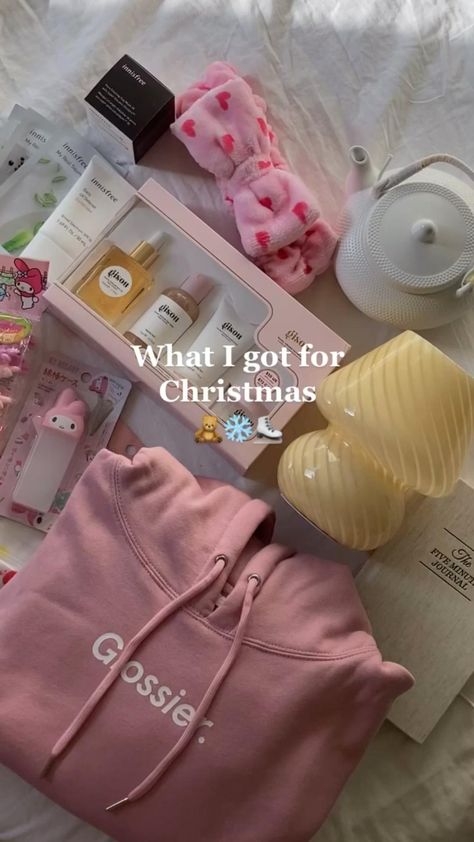 What I Got For Christmas, Christmas Haul, Bed, Christmas, Pink, Gifts