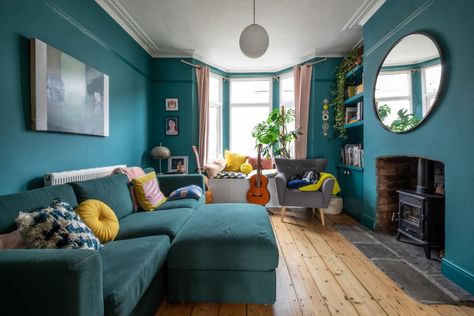 This house is full of period charms like a fireplace (that goes all the way to the high ceiling) that they paired with more modern colors and patterns. There are pink walls with encaustic tiled floors in the kitchen/diner, and a half-tone painted wall boring wall in this home. #housetour #colorinspiration #color #patternhome Color Drenching, Naomi Wilkinson, Room Wallpaper Designs, Teal Living Rooms, Small Sectional Sofa, Maximalist Home, Coloring Images, Street House, Pattern Inspiration