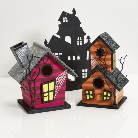 DIY Haunted Birdhouse decor | Halloween decorations, Halloween birdhouse, Halloween fairy garden Halloween Birdhouses Diy, Bird House Haunted House, Halloween Bird House, Halloween Birdhouses Ideas, Haunted Birdhouse, Halloween Birdhouse, Birdhouse Decor, Haunted House Craft, Plaid Online