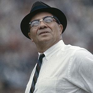 Classic Shots, Inspirational Leaders, Leader In Me, Vince Lombardi, Achieve Goals, Sports Coach, Say That Again, Truth Of Life, Great Leaders