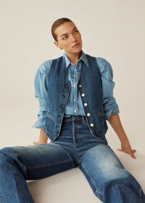 Denim Top Outfit, Full Denim Outfit, Mango Women, Denim Photoshoot, Woman In Suit, Looks Country, Estilo Denim, Womens Denim Shirt, Cowboy Outfits