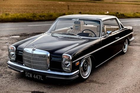 Mercedes W114, Mercedes 600, Mercedes 280, Old Mercedes, Fiat 850, Dream Car Garage, Daimler Benz, Classic Car Show, Classic Mercedes