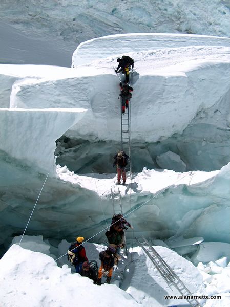 Khumbu Icefall Ladders – The Blog on alanarnette.com Mount Everest Summit, Mount Everest Base Camp, Nepal Mount Everest, Climbing Everest, Brazil Carnival, Rock Climbing Gear, Hang Gliding, Nepal Travel, Bungee Jumping