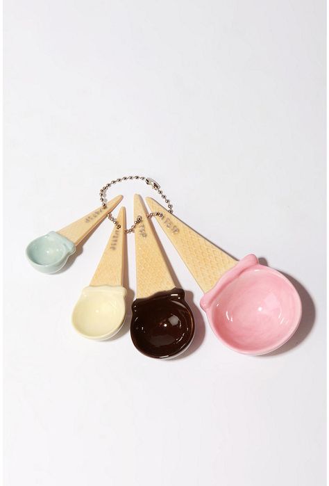 These measuring spoons remind me of those old sets of plastic bowls and spoons that looked like ice cream! Measuring Cups & Spoons, Cute Kitchen, Ice Cream Cone, Kitchen Supplies, Measuring Spoons, Kitchen Items, Kitchen Stuff, Cool Gadgets, Household Items