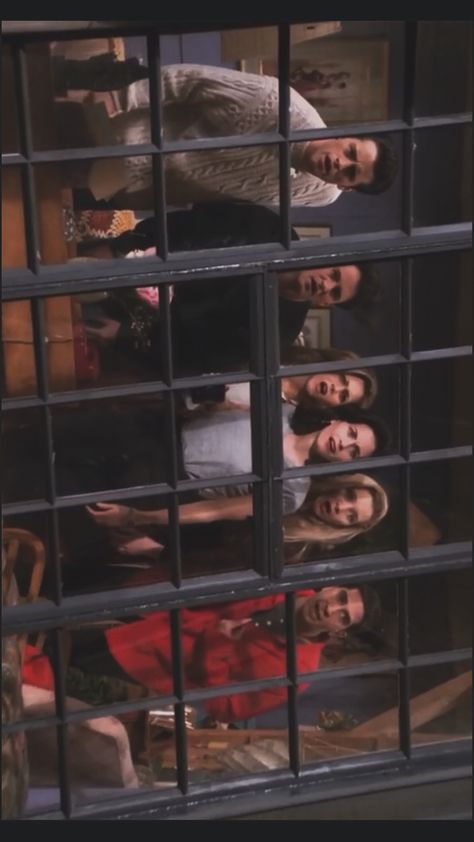 Friends tv show wallpaper <3 Friends Cast Wallpaper, Friends Aesthetic Tv Show Poster, Friends Tv Show Wallpaper Aesthetic, Friends Wallpaper Aesthetic Laptop, Friends Tv Show Pictures, Friends Computer Wallpaper, Friends Aesthetic Tv Show Wallpaper, Friends Show Wallpaper, Friends Wallpaper For Laptop