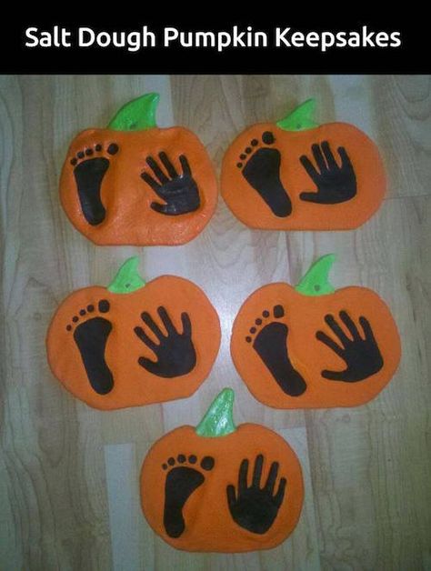 Salt dough handprint and footprint pumpkin keepsakes! Nanny Activities, Halloween Crafts For Toddlers, Carte Halloween, Baby First Halloween, Dough Ingredients, Manualidades Halloween, Hand Prints, Footprint Art, Daycare Crafts