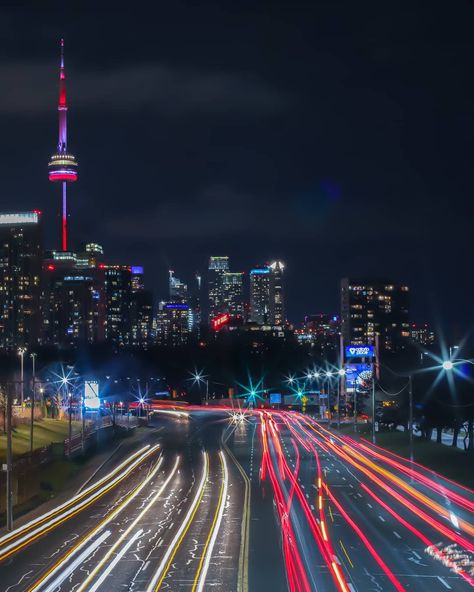 A city with some sparkle ✨⁠ 📷 @sahildaily #canada #night #city #skyline #toronto Late Night Toronto, Night City Drive, Night City Skyline, Canada Night, Toronto Aesthetic, Night Drives, Toronto City, City Skylines, Night Drive