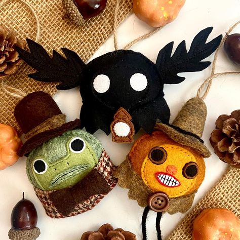 Diy Garden Wall Decor, Over The Garden Wall Party Ideas, Pottsfield Over The Garden Wall, Over The Garden Wall Diy, Over The Garden Wall Halloween Decor, Over The Garden Wall Decorations, Over The Garden Wall Crafts, Over The Garden Wall Embroidery, Over The Garden Wall Decor