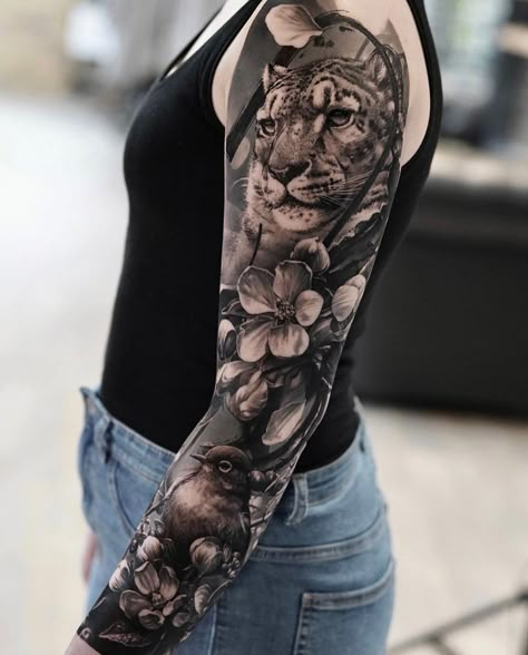 Leopard Sleeve Tattoo, Snow Leopard Tattoo, Snow Tattoo, Realism Portrait, Animal Sleeve Tattoo, Leopard Tattoos, Tattoo Concepts, Lighthouse Tattoo, Skull Sleeve