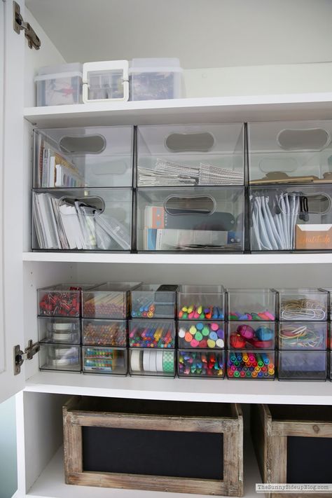 Office Supply Storage Small Spaces, Organized Supply Closet, Stationary Closet Organization, Home Stationary Organization, Home Office Cubby Organization, Small Space File Storage, Organizing Office Supply Closet, Organising Office Supplies, Craft Tackle Box Storage Ideas