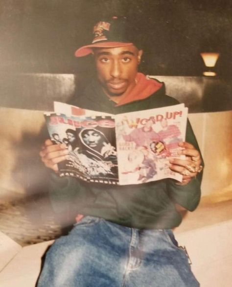 2Pac aka Makaveli on Instagram: “Let Me Read 🔥💯💎⚡️ 👇 Follow:@2pac_thug4ever_ . . . . #2pac #2pacshakur #2pacquotes #rip2pac #tupac #tupacshakur #tupacshakurlegacy…” Tupac, A Man, Magazine, Tumblr, On Instagram, Instagram