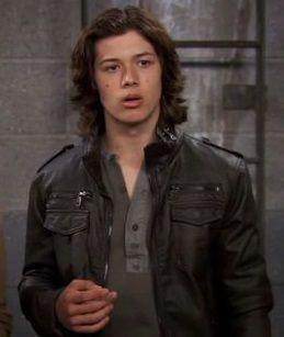 Kickin It Cast, Jack Brewer, Leo Howard, Kickin It, Crush Pics, Disney Boys, Boy Celebrities, Fictional Crushes, Leather Shirt