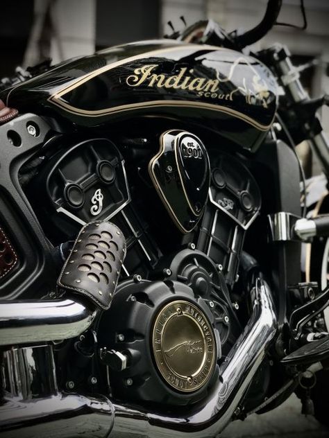 Custom Indian Motorcycles, Indian Scout Custom, Indian Bobber, Motocykle Harley Davidson, Indian Scout Sixty, Indian Motorbike, Indian Motorcycle Scout, Indian Motors, Custom Bikes Cafe Racers