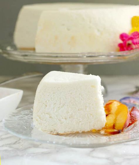 Egg White Recipes, Scones Recipe Easy, White Cake Recipe, Best Sweets, Angel Cake, Light As A Feather, Favorite Comfort Food, Angel Food Cake, Bread Cake