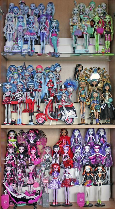 Monster High Collection, Arte Monster High, Moster High, Custom Monster High Dolls, Personajes Monster High, Monster High Custom, Tattoos Architecture, Love Monster, Celebrities Quotes