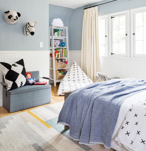 Pay Attention to the Floor Cottage Tudor, Modern Bunk Beds, Boy Toddler Bedroom, Big Boy Bedrooms, Toddler Boys Room, Dekorasi Kamar Tidur, Bilik Tidur, Emily Henderson, Kids Room Organization