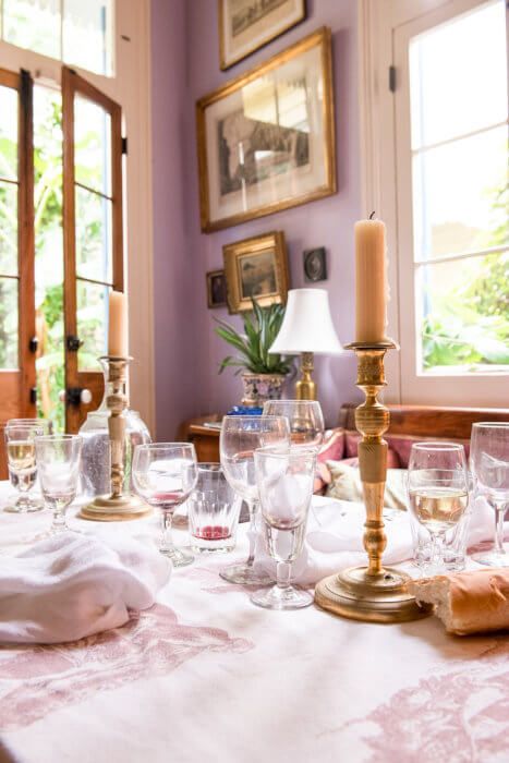 Julia's Hostess Tips | Reed Smythe & Company Julia Reed, Hostess Tips, Cheese Dreams, The Art Of French Cooking, Grown Up Parties, Surprise Ball, Tablescape Inspiration, New Orleans Homes, Quiche Lorraine