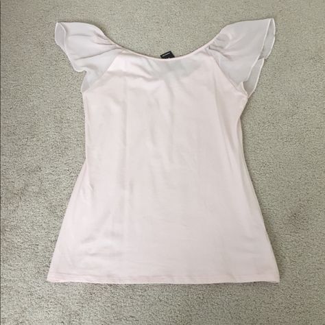 Nwt! Beautiful Top From Express. Pale Pink Color, With Sheer Flutter Sleeves. Scooped Back As Well Princess Couture, Pale Pink Color, Flutter Sleeves, School Outfits, Dream Wardrobe, Sock Shoes, Flutter Sleeve, Pale Pink, Shopping List