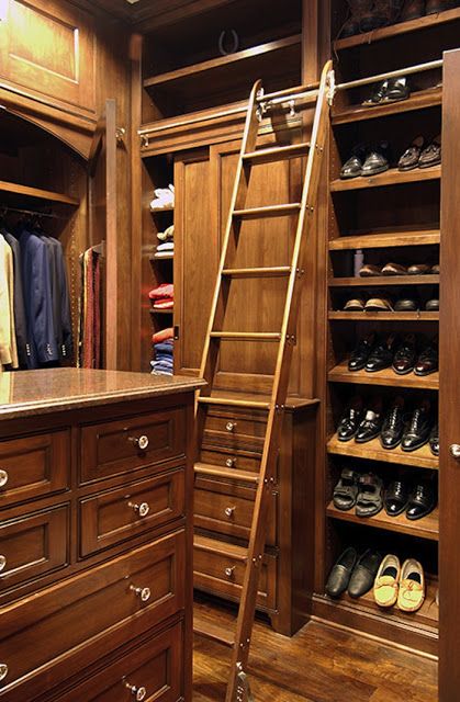 Mens Closet, Armoire Dressing, Gentleman's Wardrobe, Closet Layout, Men Closet, Laundry Closet, Dream Closets, A Ladder, Closet Inspiration