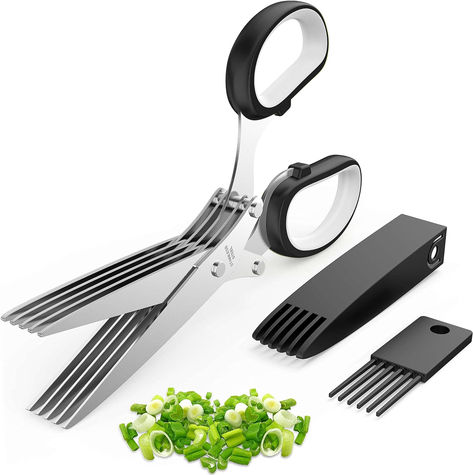 multi-blade herb scissors are made of food grade stainless steel, containing 5 sharp blades firmly locked in place with 3 solid rivets. The blades are sharp, durable, and do not rust easily. Herb Scissors, Kitchen Herbs, Kitchen Shears, Cool Kitchen Gadgets, Kitchen Scissors, Kitchen Knives, Kitchen Tools, Kitchen Gadgets, Cilantro