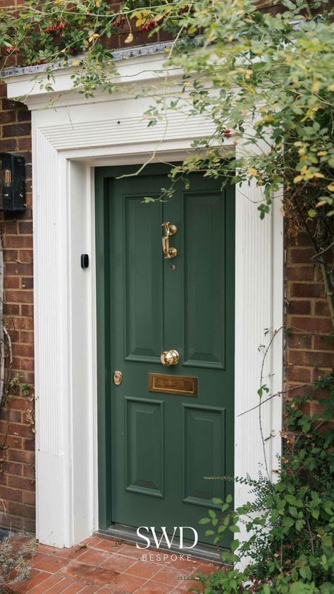 SWD Bespoke External Door Sets Green Front Door, Unique Front Doors, Traditional Front Doors, Green Front Doors, Duck Green, Contemporary Front Doors, Security Doors, Gorgeous Doors, Front Door Colors