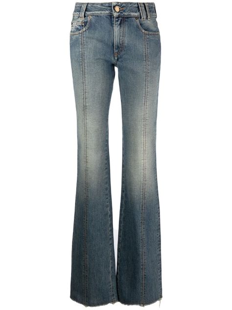 low-rise flared jeans from ALESSANDRA RICH featuring blue, cotton blend, washed denim, distressed effect, seam detailing, low-rise, belt loops, button fly fastening, classic five pockets, logo patch to the rear and flared.Gender: WomenMaterial: (A)100%CO LINING: (A)65%POLYESTER 35%CO EMBROIDERY: (A)100%GLASSColor: BlueMade in: ITProduct ID: FAB3276F39741764*Import tax/duty will be calculated at checkout (If applicable) Low Raised Jeans, Low Raise Jeans, Low Rise Jeans Y2k, Jeans Png, Kat Stratford, Womens Low Rise Jeans, Theater Costumes, Low Rise Baggy Jeans, Eclectic Clothing