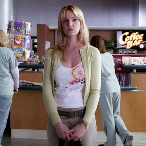 Izzie Stevens Outfits, Izzie Stevens Aesthetic, Greys Anatomy Outfits, Isobel Stevens, Izzie Greys Anatomy, Early Grey, Izzie Stevens, Kaptan Jack Sparrow, Grays Anatomy Tv