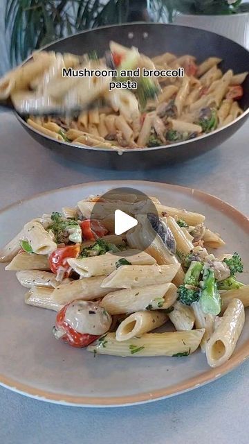 4.3M views · 119K likes | barbhomekitchen on Instagram: "Mushroom and broccoli pasta 😋 😍  #reels #delish #pasta #mushroom" Pasta And Broccoli Recipes, Mushroom Broccoli Pasta, Veg Pasta Recipes, Dinner Reciepes, Pasta Mushroom, Veg Pasta, Mushroom Broccoli, Broccoli Pesto, Chinese Cooking Recipes