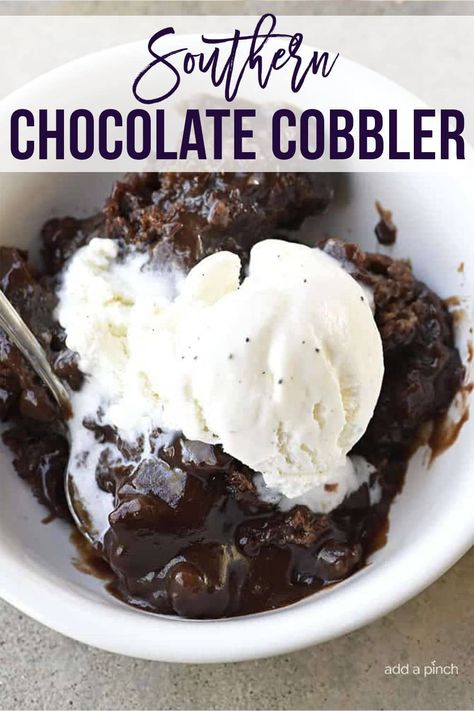 This easy Chocolate Cobbler is a classic Southern dessert recipe. With a delicious brownie-like topping over a rich fudge sauce, it's like a lava cake but simpler to make. //addapinch.com #chocolatecobbler #chocolate #dessert #addapinch Southern Recipes Desserts, Chocolate Cobbler, Chocolate Pudding Cake, Cobbler Topping, Homemade Vanilla Ice Cream, Southern Desserts, Dessert Simple, Delicious Brownies, Fudge Easy