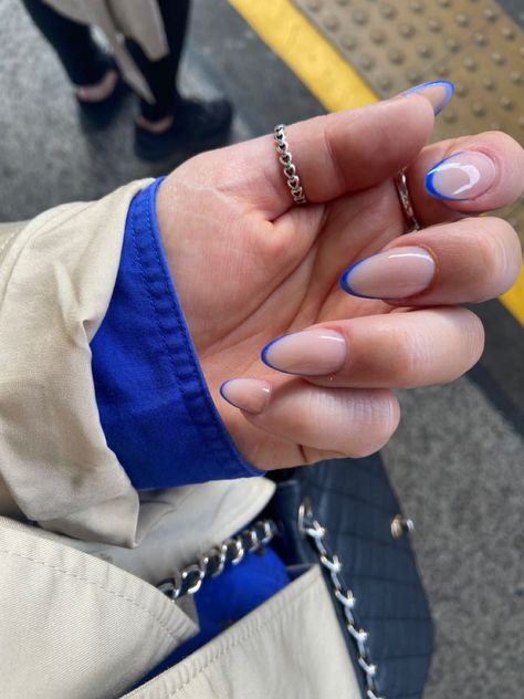 Blue almond nails, french tip, blue aesthetic acrylic nail blue tip Electric Blue French Nails, Nails Blue Electric, Electric Blue Nails Design, Electric Blue Nails, French Bleu, Nail Board, Blue Nail Designs, Nail Idea, Cute Gel Nails