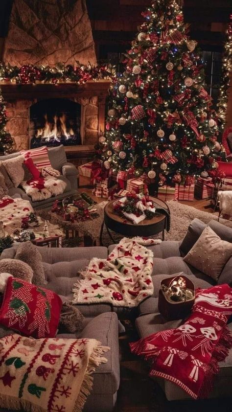 Jul Kaka, Christmas Dreaming, Cozy Christmas Decor, Christmas Collage, Christmas Decor Inspiration, Cute Christmas Wallpaper, Cosy Christmas, Christmas Interiors, Christmas Feeling