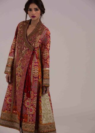 Clematis | Reverie | Fayon – LAAM Misha Lakhani, Trendy Outfits Indian, Velvet Dress Designs, Indian Designer Suits, Pakistani Wedding Outfits, Bridal Dress Fashion, Womens Dress Suits, Sketches Dresses, Stylish Dress Book