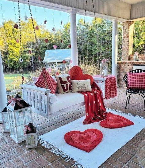 Happy Day Farm, Porch Life, Diy Valentine's Day Decorations, Diy Valentines Decorations, My Funny Valentine, Wood Creations, Décor Diy, Valentine's Day Diy, Ballard Designs