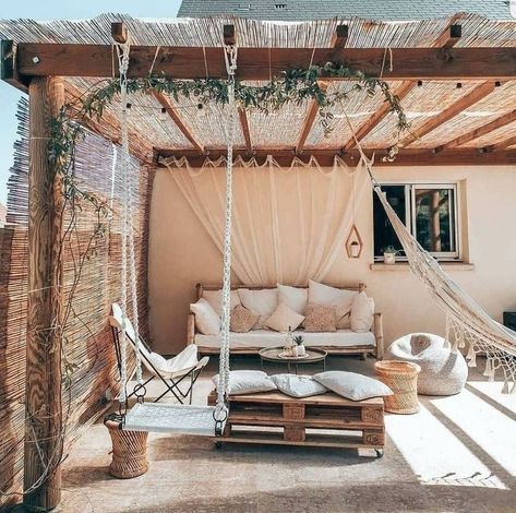 Boho Outdoor Space, Bohemian Decorating, Bohemian Patio, Bohemian Outdoor, Bohemian Garden, Boho Patio, Boho Outdoor, Casa Country, Be Quiet