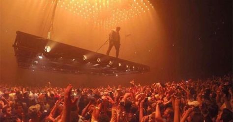 Kanye West Live, Kanye West Saint Pablo, Saint Pablo Tour, Saint Pablo, Edm Music, Roger Waters, Post Punk, Live Concert, Stage Design