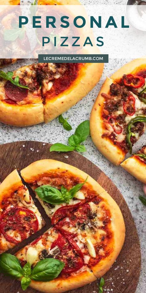 Make Ur Own Pizza, Personal Pizzas Recipe, Individual Pizzas Homemade, Personal Pizza Ideas, Easy Personal Pizza, Homemade Personal Pizza, Pizza Crust Ideas, Personal Pan Pizza Recipe, Personal Pizza Recipe