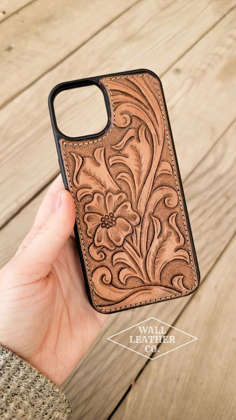 Western Phone Cases Samsung, Cowhide Phone Case, Western Phone Cases, Leather Phone Case Western, Tooled Leather Phone Case, Leather Phone Case Handmade, Country Iphone Cases, Country Phone Cases, Leather Cell Phone Cases