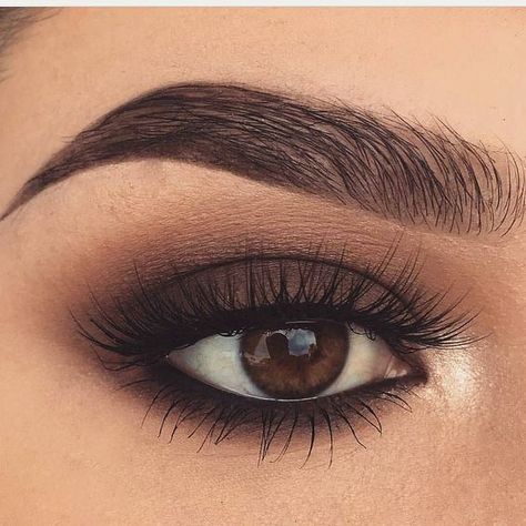 Machiaj Smokey Eyes, Light Smokey Eye, Makeup Bold, Makeup Winter, Makeup Brown, Make Up Designs, 2020 Makeup, Makeup Gold, Mekap Mata