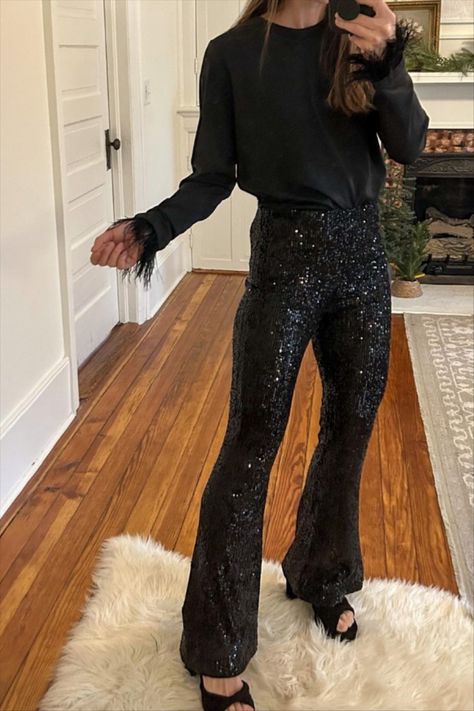 Sparkly Flare Pants Outfit, Black Sparkly Pants Outfit, Sequin Pants Outfit Black, Black Glitter Pants Outfit, Glitter Leggings Outfit, Sparkly Pants Outfit, Black Sequin Pants Outfit, Glitter Pants Outfit, Sequin Trousers Outfits