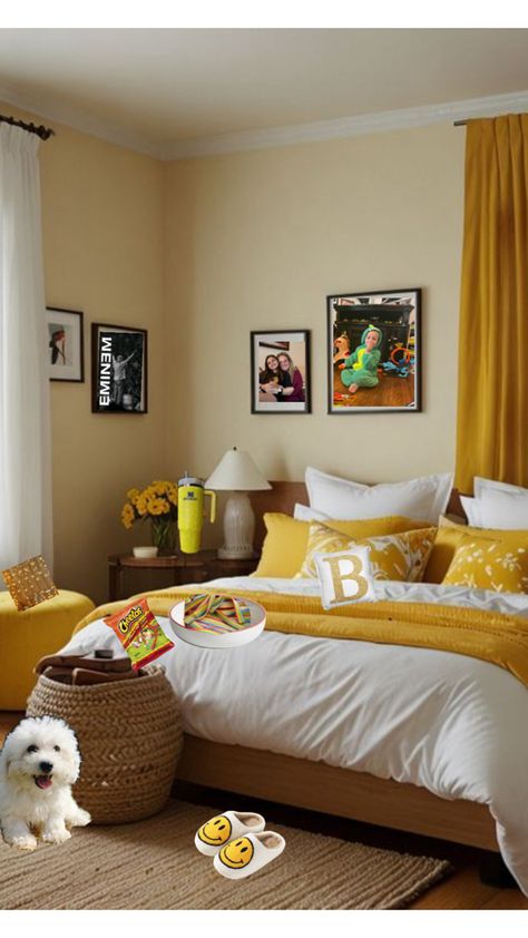 Light Yellow Walls Bedroom Ideas, Yellow Bedroom Ideas For Women, Soft Yellow Bedroom Ideas, Yellow Rooms Ideas, Yellow Theme Room, Pastel Yellow Room Aesthetic, Light Yellow Bedroom Walls, Yellow And White Bedroom Ideas, Yellow And Gray Bedroom Ideas