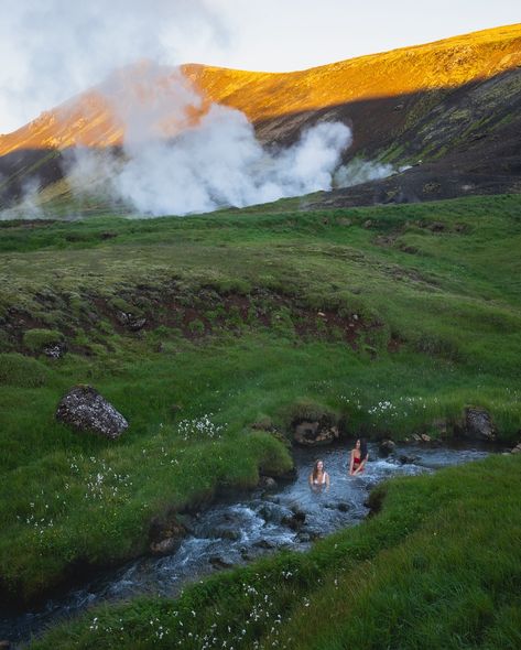 Iceland, the land of fire and ice🇮🇸 Truly such a diverse country and one of my favorites to travel to no matter the season. Head to my blog to learn about the (21) best spots in Iceland! Link in bio or google ‘angelaliggs.com Iceland’🥳 Photos in collab with @juliiathompson, @chrisrlocke, @mikesugianto & @brendinkelly #iceland #icelandtrip #icelandtravel #iceland🇮🇸 #visiticeland Ice Land Aesthetic, Iceland Travel Aesthetic, Iceland Living, Iceland City, Iceland Aesthetic, Iceland Beauty, Iceland Country, Places In Iceland, Ice Land