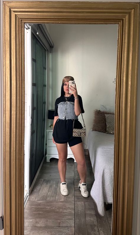 Ootd Buchifresa, Doctor Outfit, 30 Outfits, Fasion Outfits, Sport Chic, Cute Everyday Outfits, Sneakers Outfit, Night Outfits, Outfits Casuales