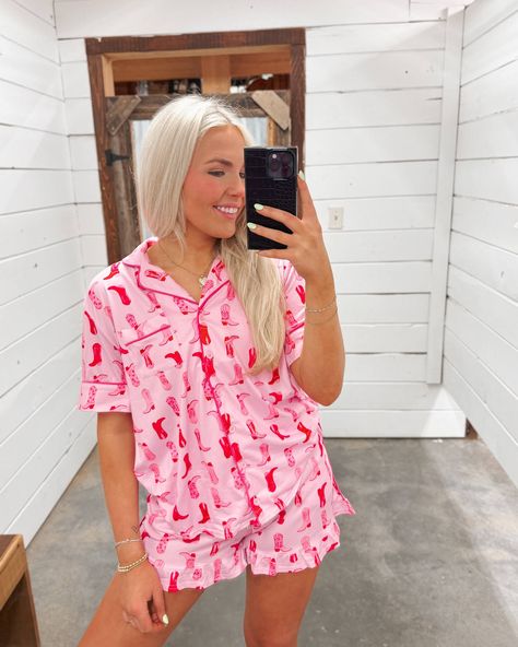 These new pajamas are EVERYTHING!! 🩷 Western Pajamas, Preppy Workout, Hattiesburg Mississippi, Boots Print, Men Workwear, Pajama Outfit, Twisted X Boots, Small Shorts, Cute Pajama Sets